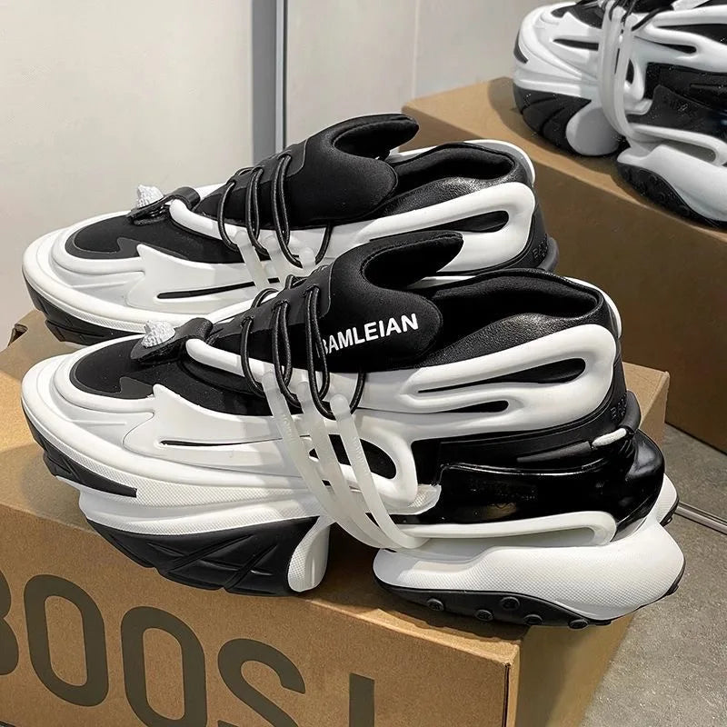 2025 New Running Shoes Man Thick Bottom Sports and Leisure Shoe Women Anti Slip Walking Jogging Shoes Couples Sneakers Unisex